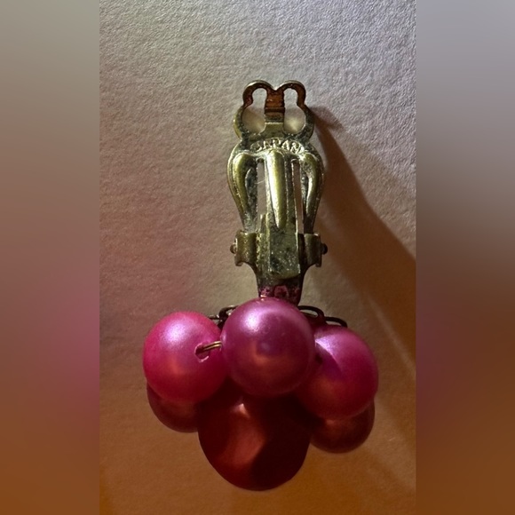 Earrings 💗Price Drop💗 Pink/Fushia Pearls 40/50's Beautiful/JAPAN Art 1/2" - Picture 3 of 7
